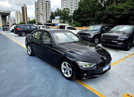 BMW 320i 2.0 16V TURBO ACTIVE FLEX 4P AUTOMÁTICO BMW 320i 2.0 16V TURBO ACTIVE FLEX 4P AUTOMÁTICO